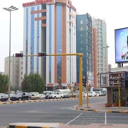 Laguna Hotel Suites Кувейт Екстериор снимка