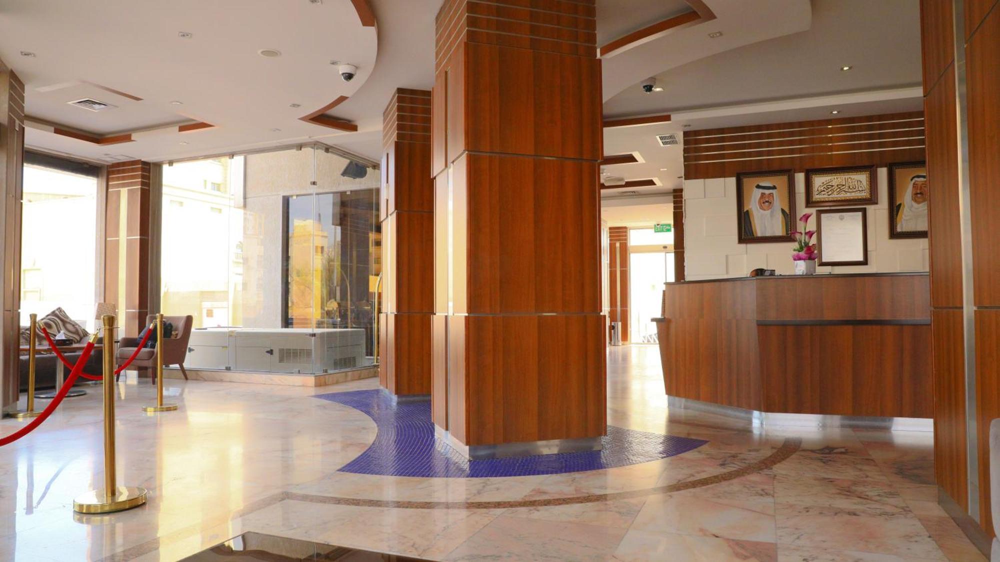 Laguna Hotel Suites Кувейт Екстериор снимка